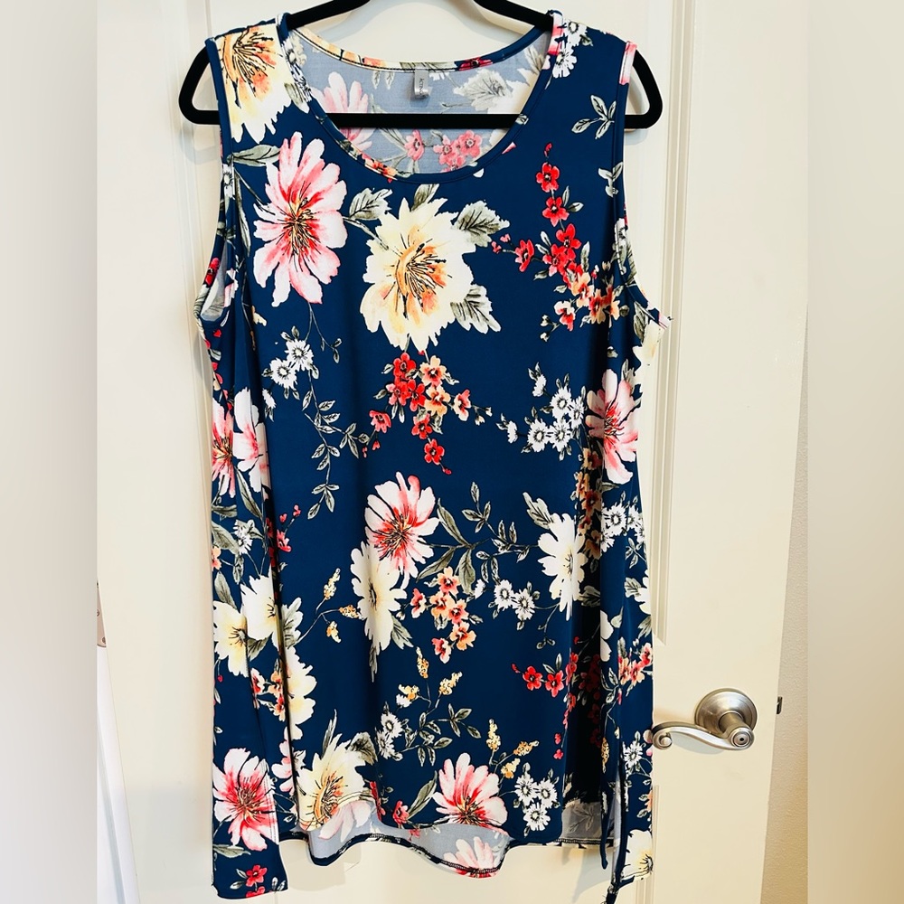 Floral High Low Side Slits Top